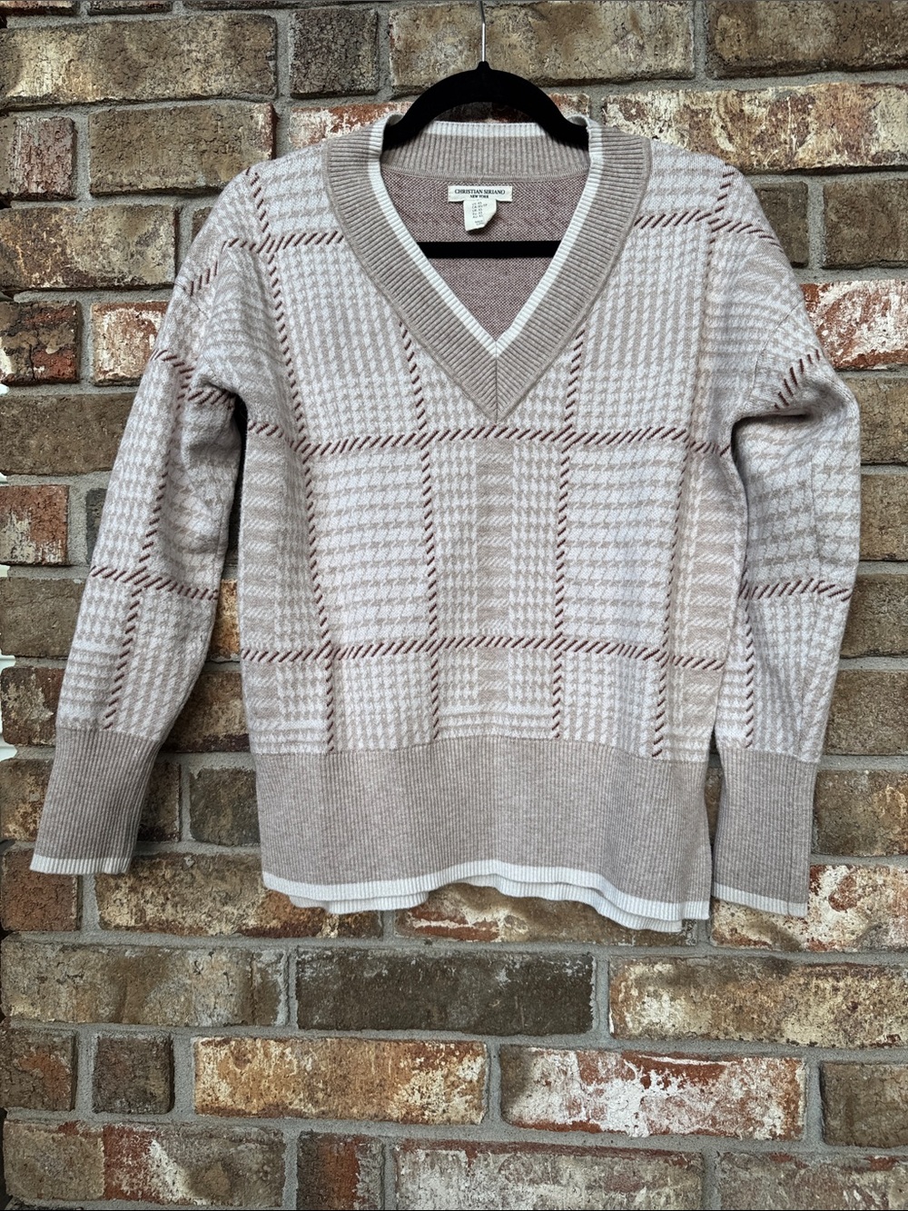 Christian Siriano Taupe and Cream V-Neck Patterned Sweater size XS